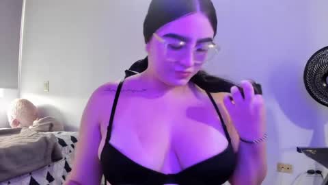 sara_curvy23_pm online show from April 20, 6:22 pm