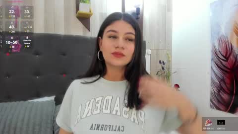 Sara online show from March 3, 7:24 pm