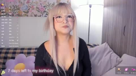 Sara  new account  give me thomb up  Follow me   help me reach 15k followers again   online show from March 7, 10:06 pm