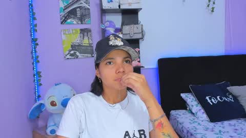 Sara Mendez online show from February 26, 4:27 pm