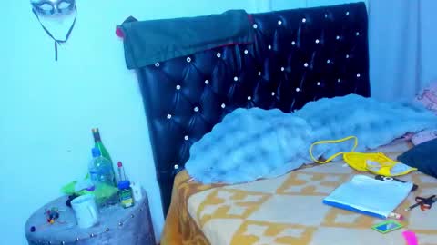 Sara Parker online show from November 11, 2:51 am