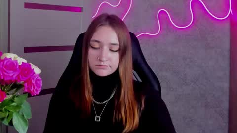 Snapshot of sara_rossse chatting on October 9, 7:40 pm Sara online show from October 9, 7:40 pm