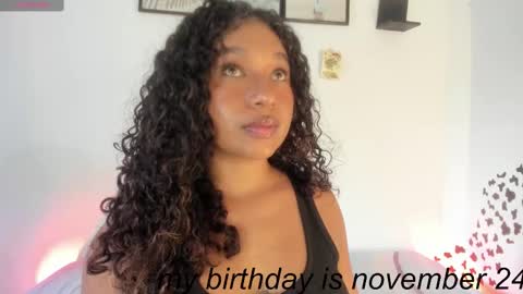 sara sofia online show from November 9, 7:10 pm