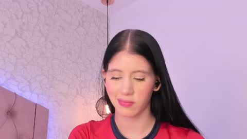 Sara  online show from July 7, 7:27 pm
