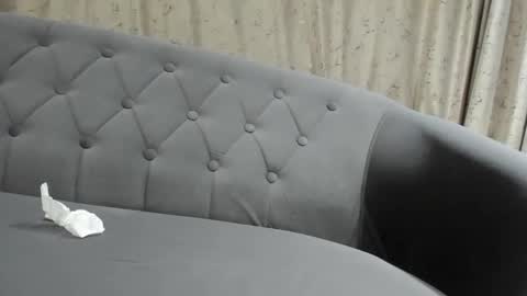 Queen Ssaraah online show from December 1, 4:09 pm