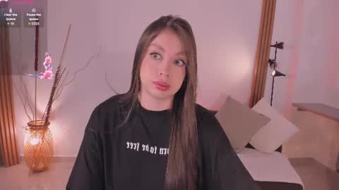 sara cavali online show from July 14, 7:29 pm