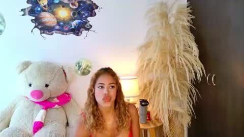 sarah  cinnamon online show from July 13, 4:52 pm