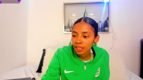 sarah_ashbourne online show from October 2, 1:27 pm