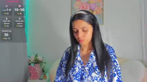 Sara online show from June 17, 9:43 am