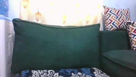 Snapshot of sarah_haggai chatting on October 5, 6:51 am sarah_haggai online show from October 5, 6:51 am