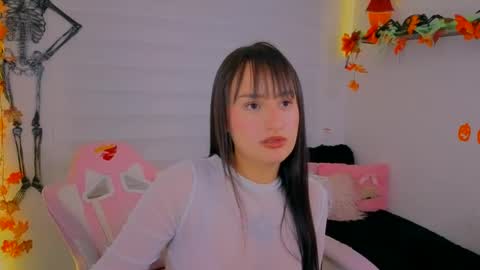 Sarah Ramirez online show from October 18, 6:27 am