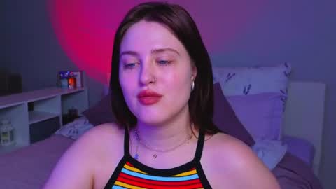 Sarah online show from June 28, 11:00 pm