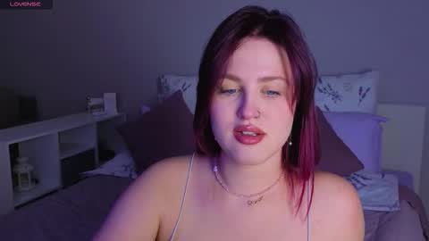 Sarah online show from December 4, 12:35 am