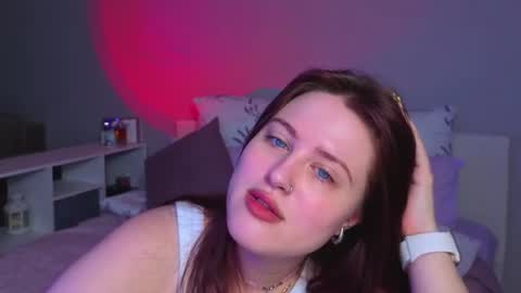 Sarah online show from July 5, 10:37 pm