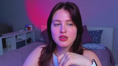 Sarah online show from June 13, 1:03 am