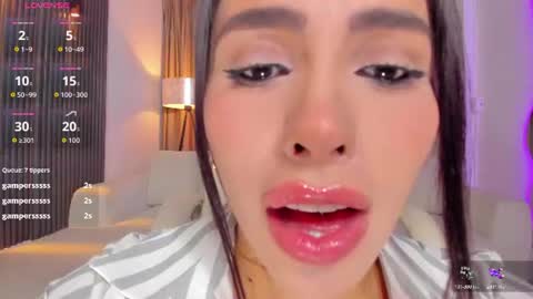 Sarah online show from July 7, 9:39 pm