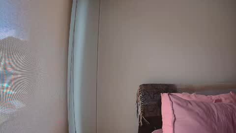 sarah_tailorr online show from May 14, 5:52 pm