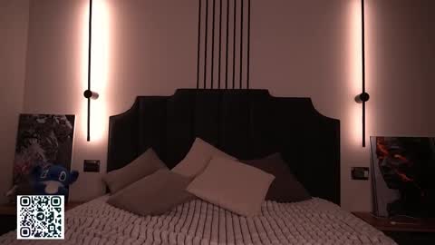 Sarah online show from November 2, 1:58 pm