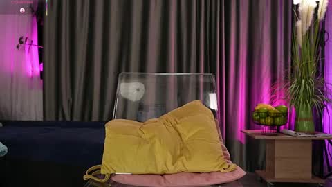 Sarahjadore online show from October 11, 6:54 pm