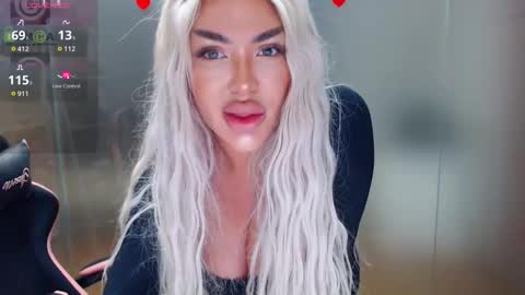 Sarah online show from November 11, 7:15 am