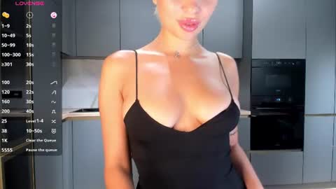 Sara online show from July 13, 2:12 am
