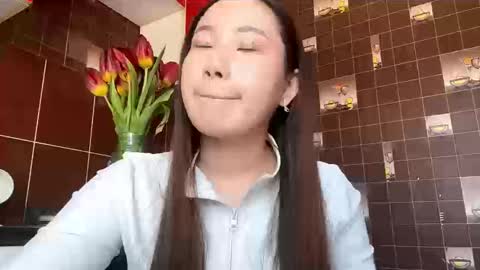 Niki online show from March 12, 8:28 am