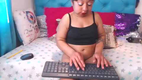 Sara Wills online show from March 15, 7:49 pm