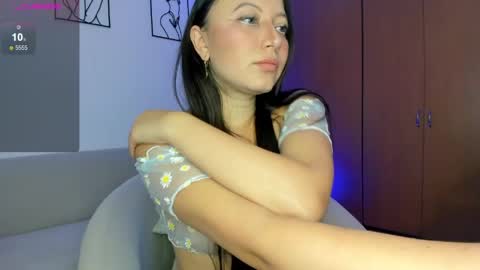 saraysweet_ online show from April 22, 10:51 pm