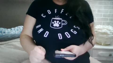 Snapshot of saretta46 chatting on February 13, 6:05 pm Sara online show from February 13, 6:05 pm