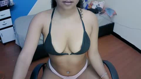 Snapshot of sarisha__ chatting on February 11, 3:18 am Sarisha online show from February 11, 3:18 am