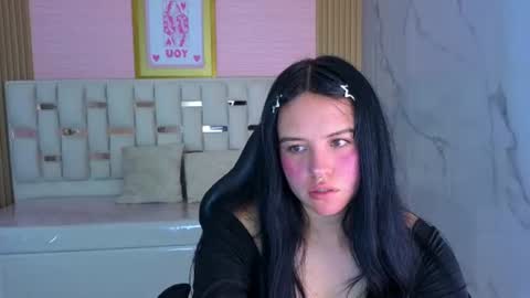 Sara  online show from June 26, 2:46 am