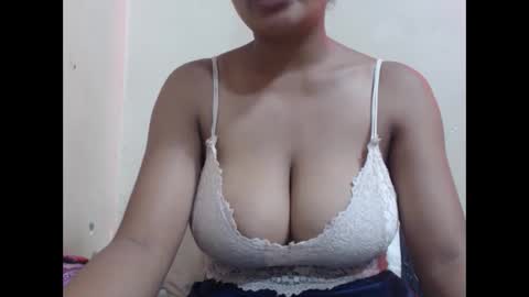 saronette online show from February 26, 6:40 am