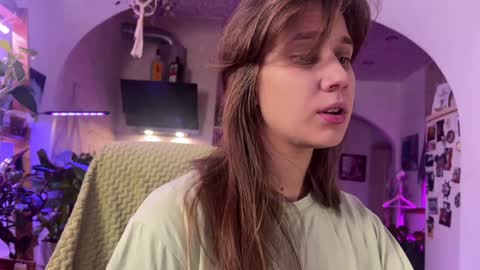 Snapshot of sasha_moormeoow chatting on February 3, 6:13 am Alexandra Sasha in short online show from February 3, 6:13 am