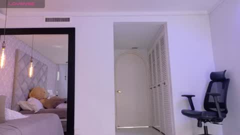 sasha_sinne online show from July 15, 1:27 pm