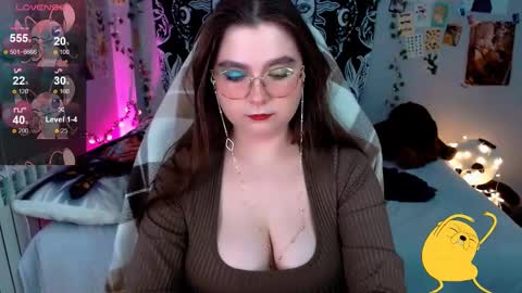 Snapshot of sashasoyyyy chatting on February 12, 3:51 am Sashasoy online show from February 12, 3:51 am