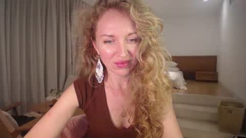 Sasha online show from December 4, 3:24 pm