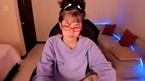 saskia_vellour online show from June 14, 5:30 am