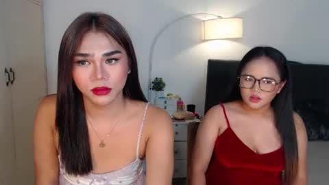 sassy_lena online show from December 5, 7:05 am