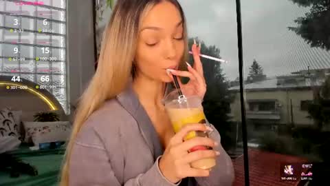 sassyt33n online show from July 22, 5:41 am