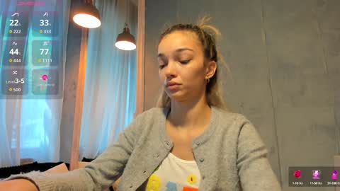 sassyt33n online show from September 19, 8:35 am