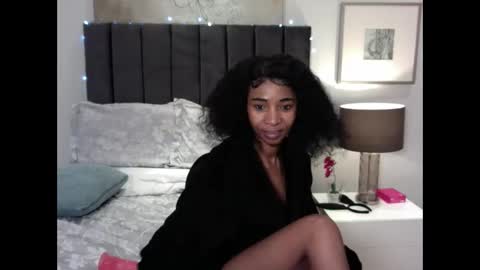 sasyylissaa online show from April 28, 2:27 am