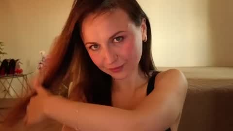 Lori online show from July 10, 6:41 pm