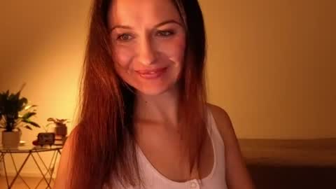 Lori online show from June 29, 7:24 pm