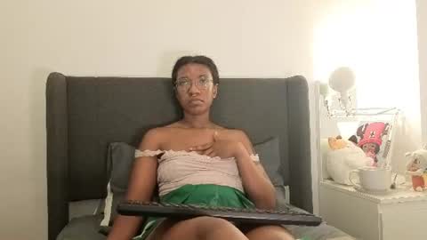 saturno_vibes online show from June 20, 7:28 pm