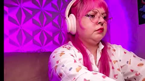 Gina George online show from February 10, 12:13 am