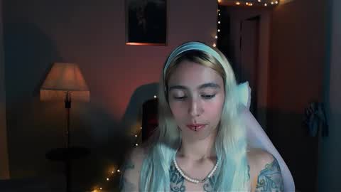 Snapshot of saucy_jenn1 chatting on January 31, 3:52 am I AM JENN  online show from January 31, 3:52 am