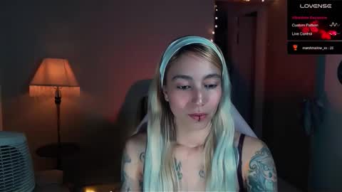 Snapshot of saucy_jenn1 chatting on January 25, 3:09 am I AM JENN  online show from January 25, 3:09 am