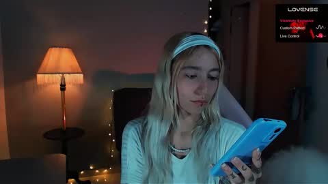 Snapshot of saucy_jenn1 chatting on January 12, 9:19 pm I AM JENN  online show from January 12, 9:19 pm