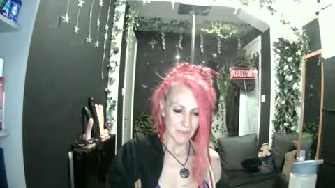 SaucySky online show from June 11, 12:32 am