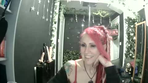 SaucySky online show from April 26, 11:13 pm